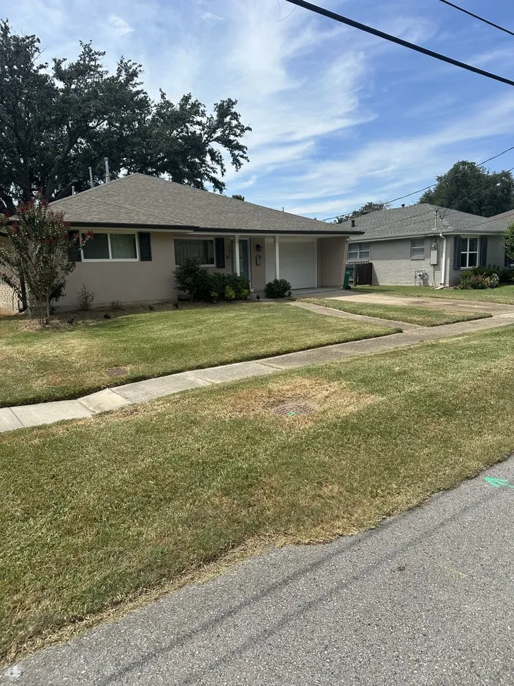 Affordable yard maintenance in Harahan, LA - Grass Dude