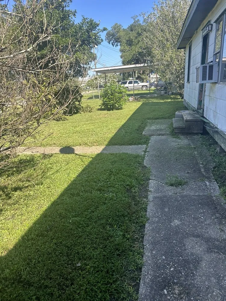 Reliable landscape design experts serving Harahan, LA - Grass Dude