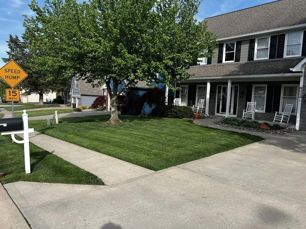 Custom lawn care service in Holt, MO by Grass Geeks