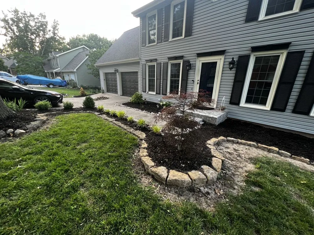 Trusted landscape installation experts serving Holt, MO - Grass Geeks