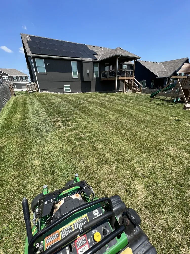Trusted garden landscaping in Holt, MO - Grass Geeks