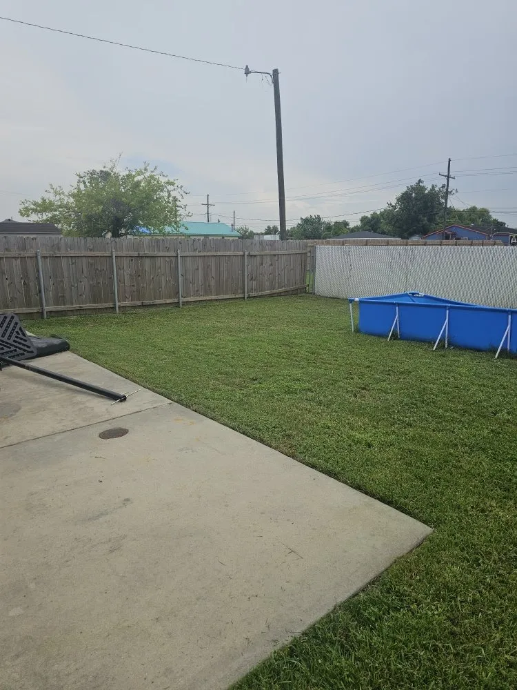 Trusted outdoor landscaping for beautiful yards in New Orleans, LA by Grass Genie