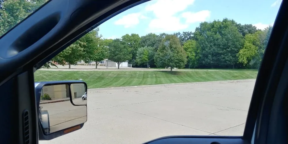 Trusted outdoor landscaping for beautiful yards in Des Moines, IA by GRASS GRABBERS Lawn & Landscape