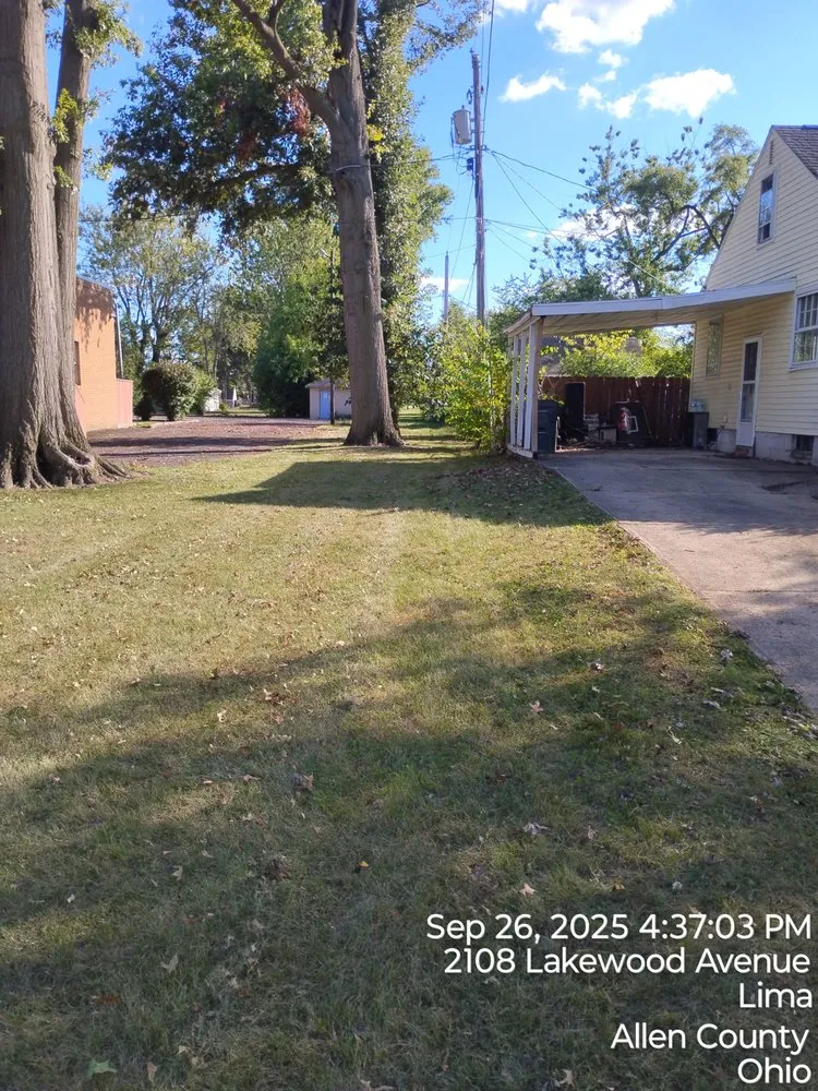 Top-rated lawn care service with custom design across Lima, OH - Grass Guru