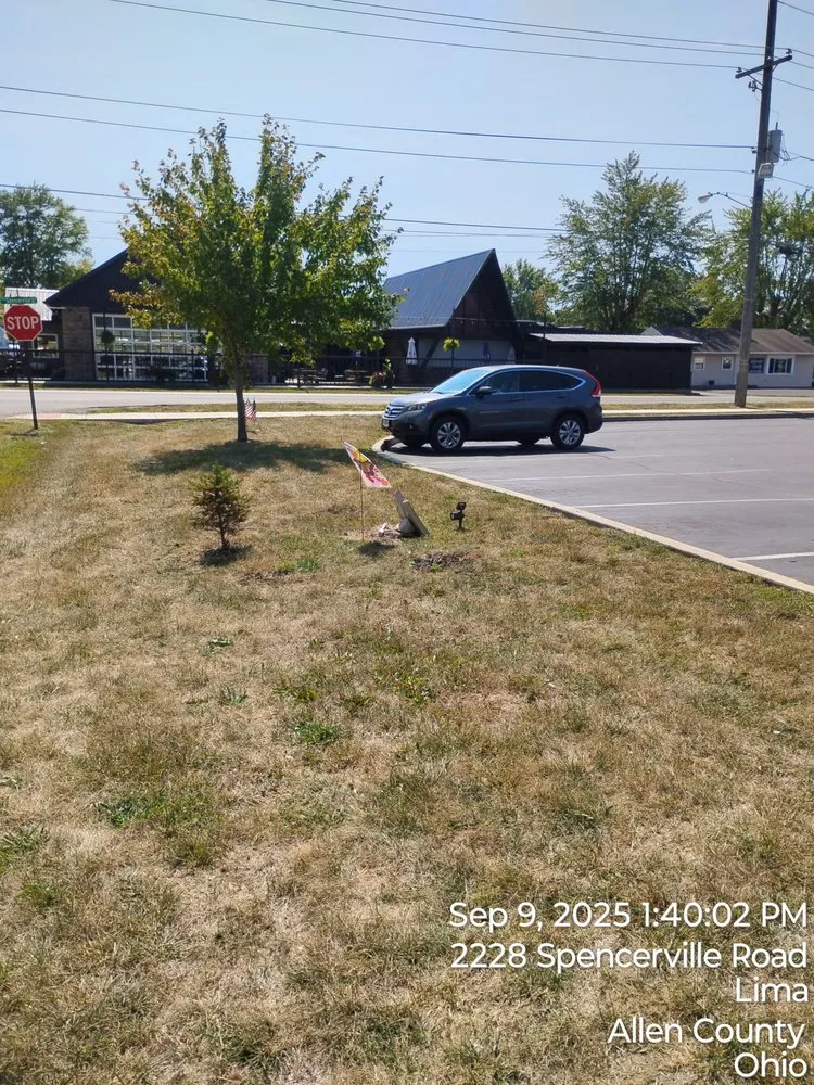 Trusted lawn care service experts serving Lima, OH - Grass Guru