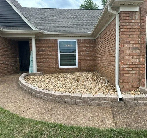 Expert yard cleanup service for outdoor upgrades across Munford, TN - Grass Gurus & Services