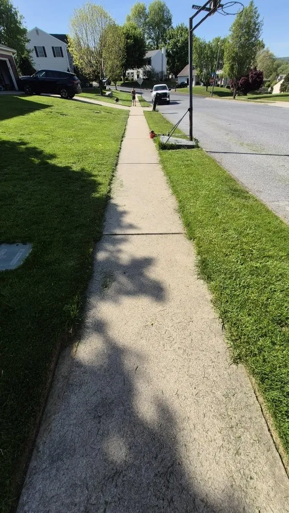 Local garden landscaping experts serving Camp Hill, PA - Grass Gurus