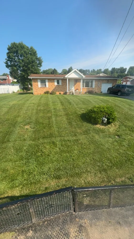 Affordable landscaping services in Morgantown, WV - Grass Gurus Lawncare