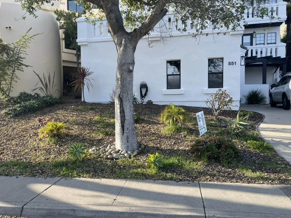 Custom outdoor landscaping experts serving Santa Maria, CA - Grass Guys