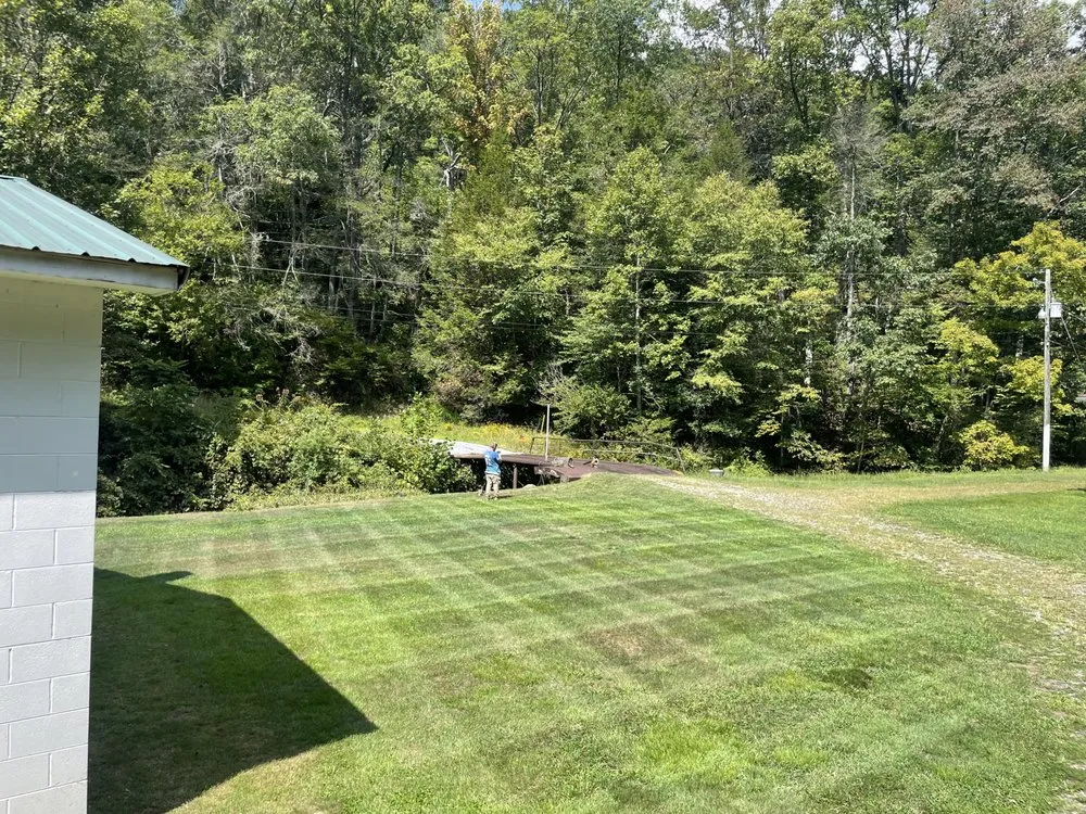 Local lawn care service experts serving Oceana, WV - Grass Guyz Lawn and Landscape