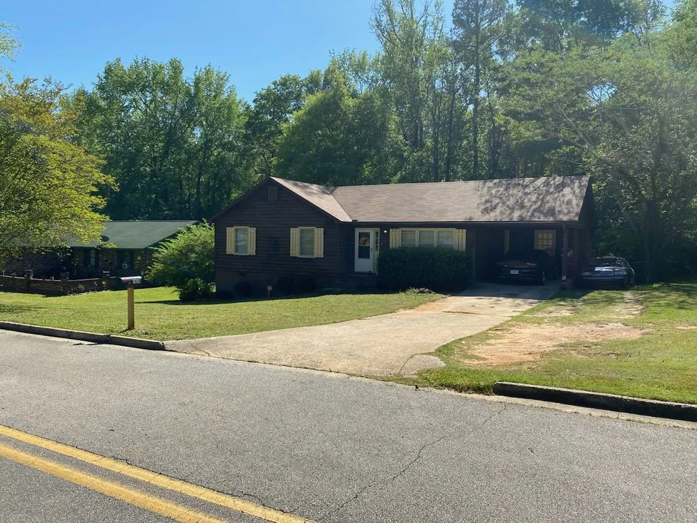 Affordable landscaping services in Macon, GA - Grass Hoggers