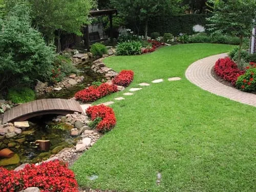 Top-rated yard maintenance in Houston, TX by Grass Hopper