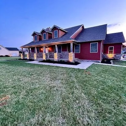 Professional yard cleanup service in Avon, OH - Grass Is Greener Landscaping