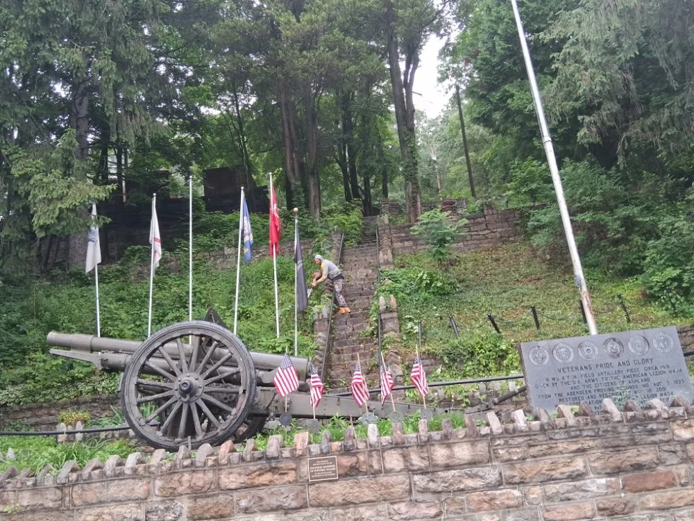 Affordable landscape installation for year-round maintenance in Frackville, PA by Grass Kickers