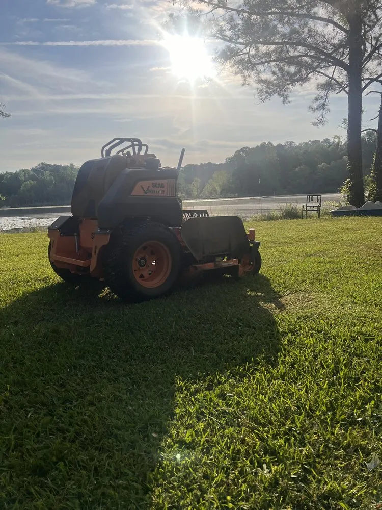 Affordable lawn mowing service in Fayetteville, GA - Grass Kicking Landscaping