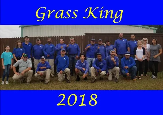 Grass King Logo