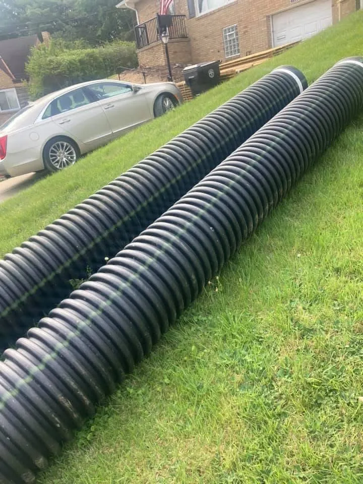 Professional residential landscaping experts serving Pittsburgh, PA - Grass Life & More