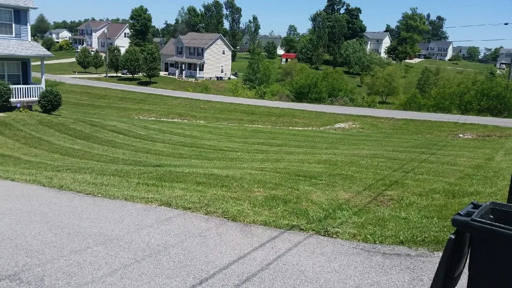 Local residential landscaping for beautiful yards in Vine Grove, KY by Grass Master Lawn and Landscaping & More