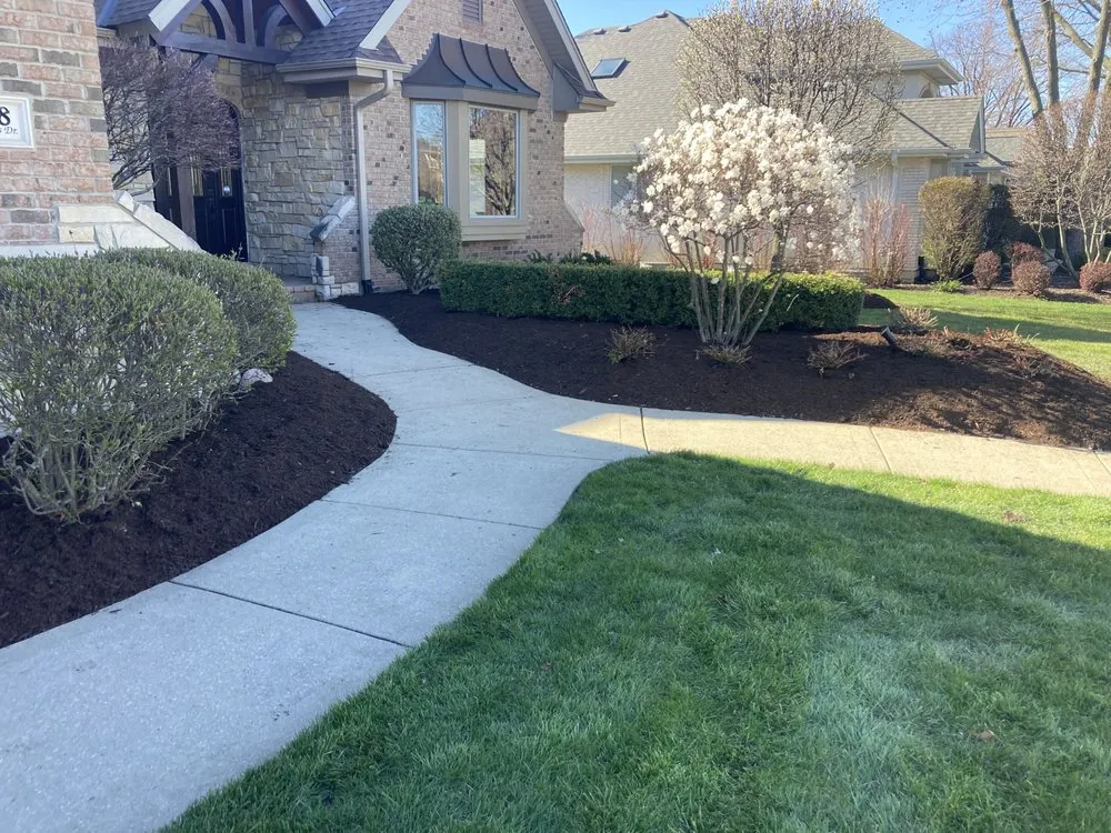 Expert yard cleanup service for residential properties across Palos Heights, IL - Grass Master