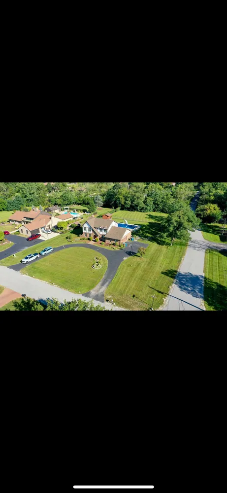 Custom residential landscaping experts serving Palos Heights, IL - Grass Master