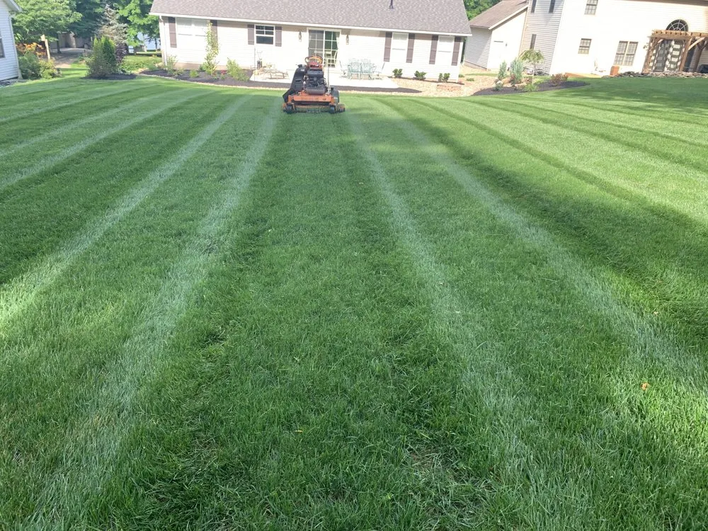 Reliable garden landscaping in Howard, OH by Grass Masters