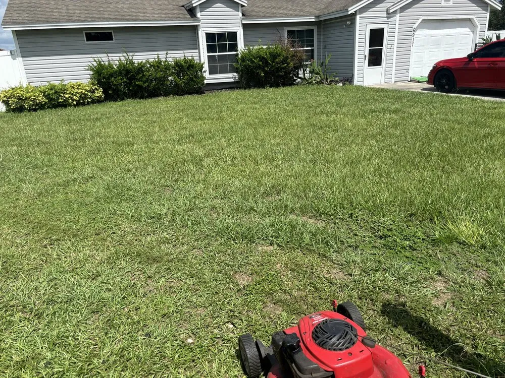 Top-rated garden landscaping in Lakeland, FL by Grass Masters