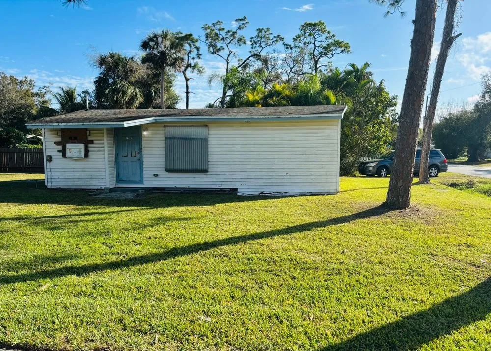 Professional residential landscaping for beautiful yards across Fort Myers, FL - Grass Masters Lawn Care