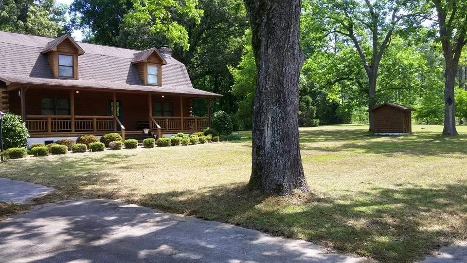 Custom landscaping services experts serving Summerville, SC - Grass Masters Of South Carolina