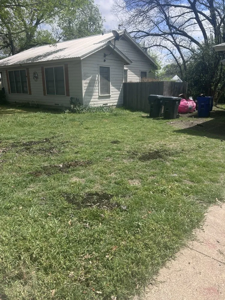 Local residential landscaping for beautiful yards in Waco, TX by Grass Masters