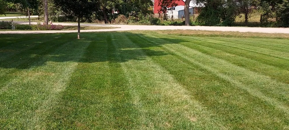 Custom garden landscaping experts serving York, NE - Grass Masters