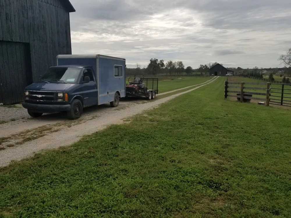Professional yard cleanup service experts serving Sadieville, KY - Grass Monkeys