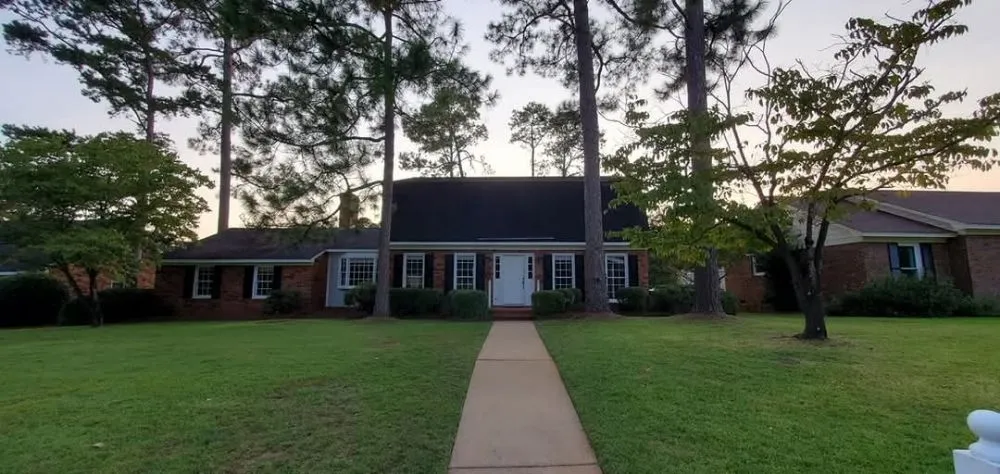 Top-rated landscape design in Leesburg, GA by Grass N Leaf Lawncare