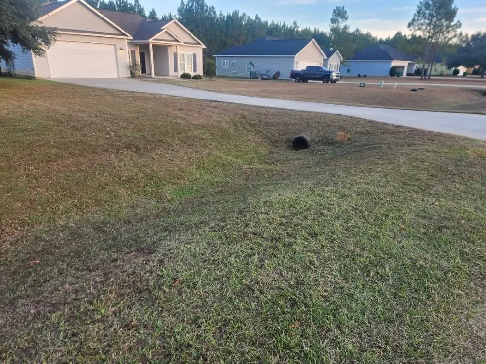 Custom lawn care service experts serving Leesburg, GA - Grass N Leaf Lawncare