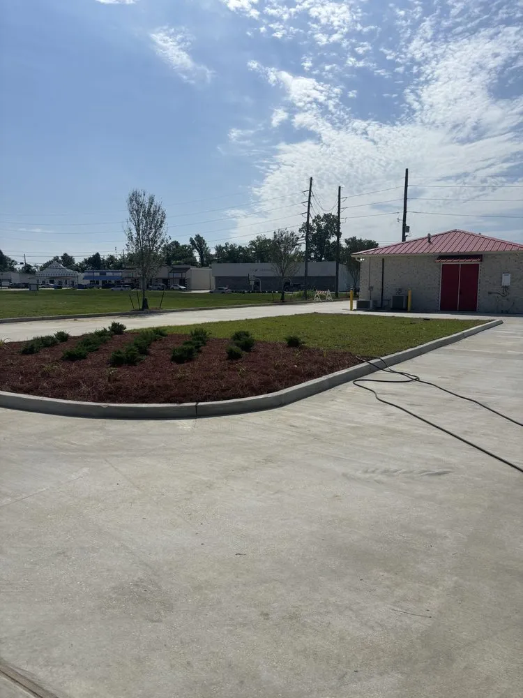 Reliable yard cleanup service for residential properties across Montz, LA - Grass N Scapes