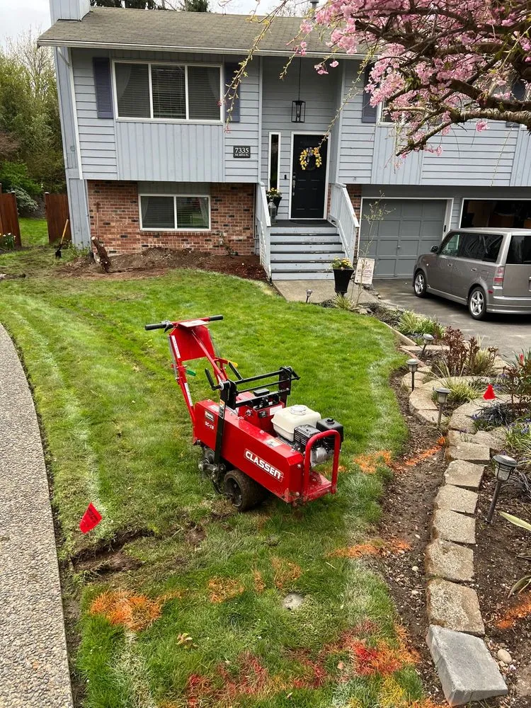 Custom lawn mowing service in Everett, WA by Grass n’ Trees Lawn Care Lanscaping