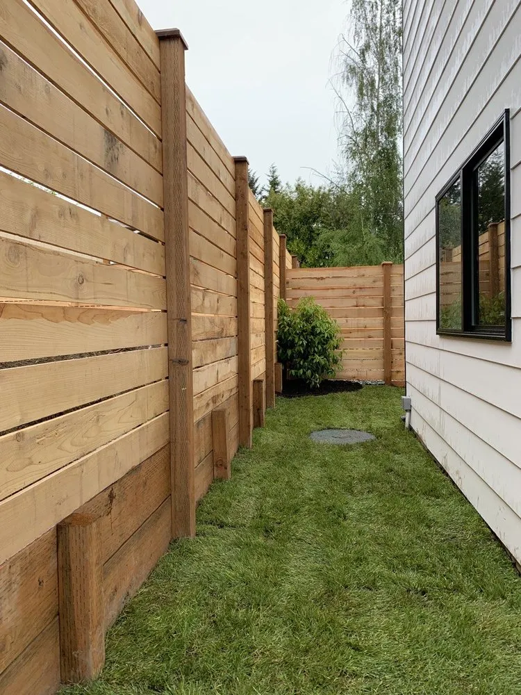 Professional lawn mowing service experts serving Everett, WA - Grass n’ Trees Lawn Care Lanscaping