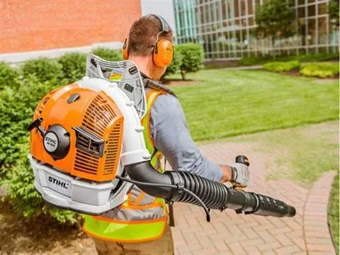 Custom garden landscaping in Fernandina Beach, FL by Grass On The Grow