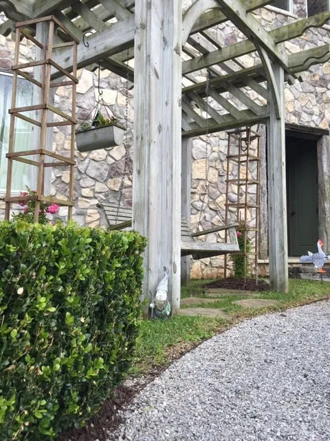 Trusted lawn care service for beautiful yards in Saint Amant, LA by Grass Rangers