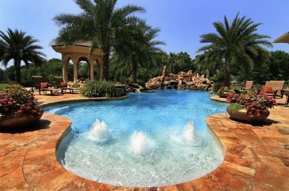 Trusted residential landscaping with custom design across Lafayette, LA - Grass Roots Landscape