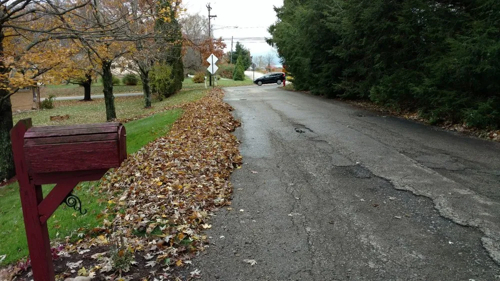 Custom yard maintenance with custom design across Pittsburgh, PA - Grass Roots Lawn Care Service