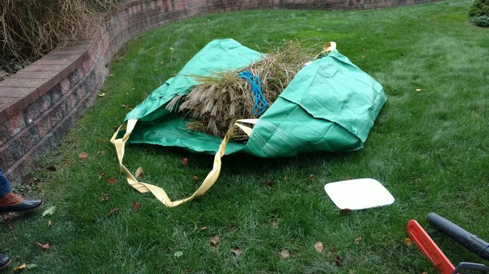 Top-rated residential landscaping experts serving Pittsburgh, PA - Grass Roots Lawn Care Service