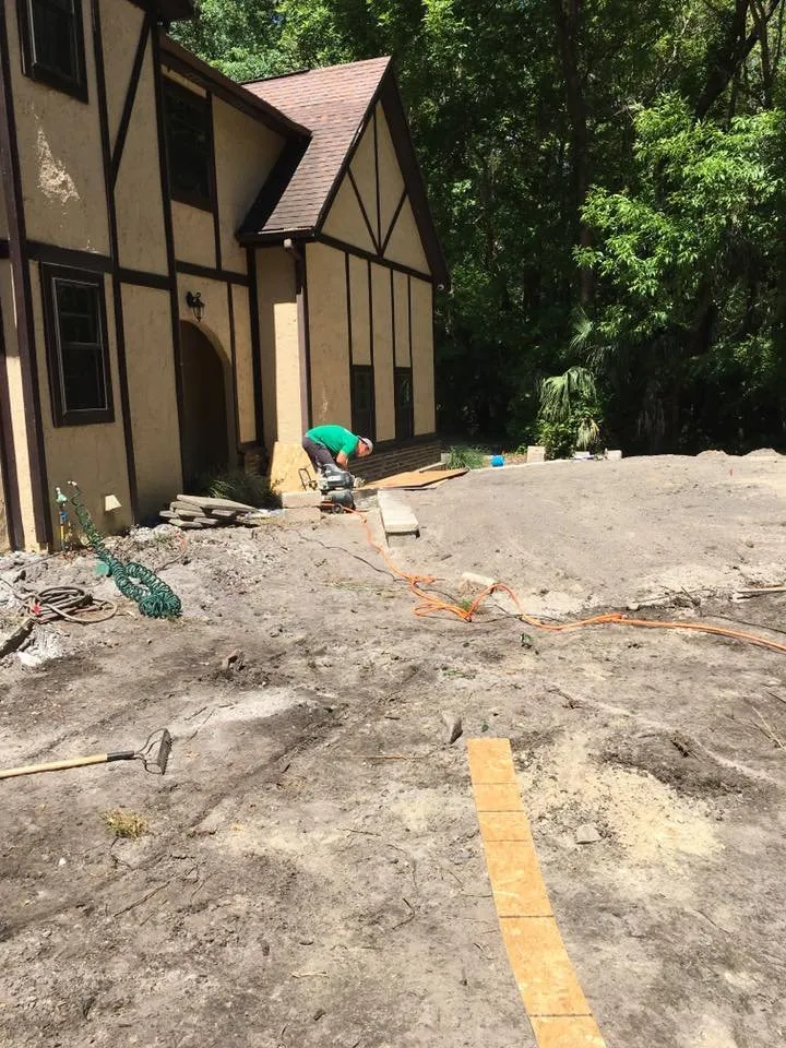 Top-rated lawn care service with custom design across Orlando, FL - Grass Roots Outdoors