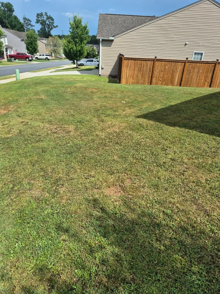 Professional garden landscaping in Honea Path, SC by Grass Stoppers Landscaping