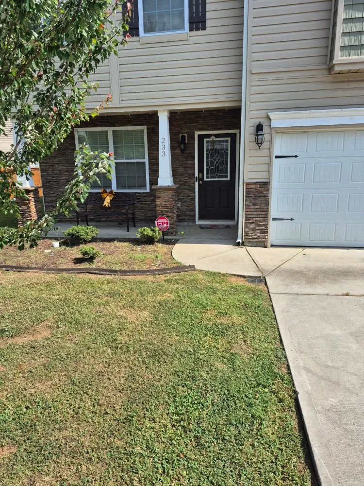 Expert yard cleanup service for beautiful yards across Honea Path, SC - Grass Stoppers Landscaping