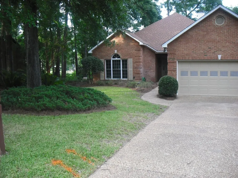 Trusted residential landscaping for residential properties across Tallahassee, FL - Grass Trimmers Lawn Service LLC