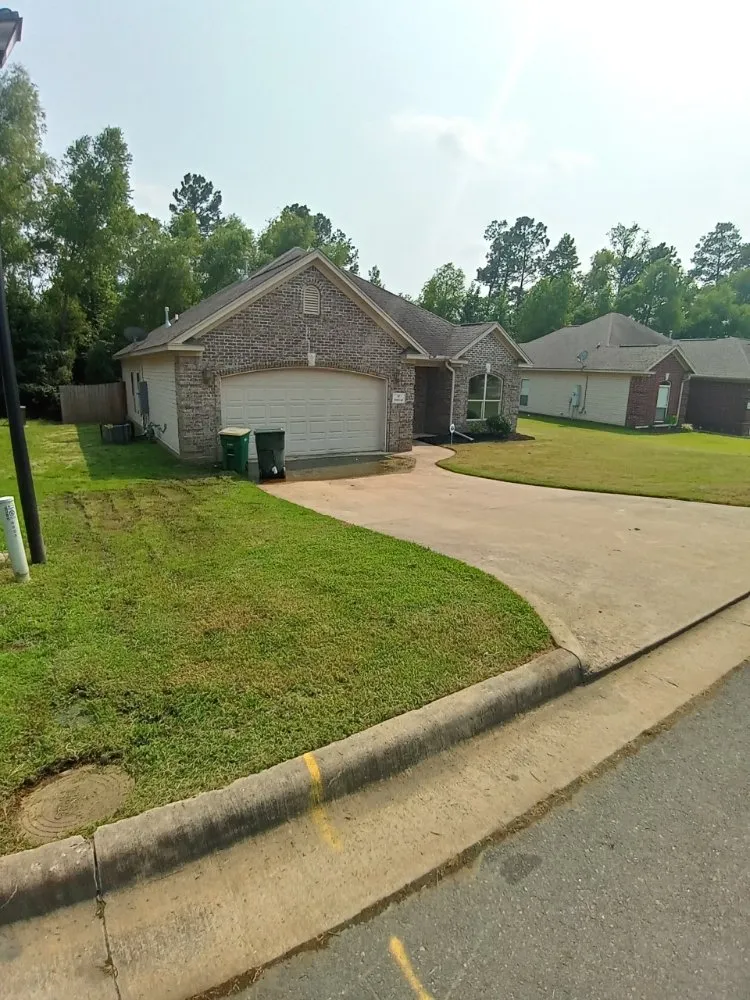 Trusted residential landscaping in Little Rock, AR - Grass Up Lawn Service