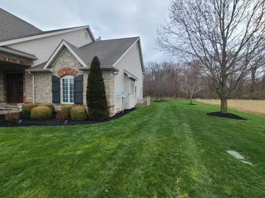 Grass Wolverine Logo