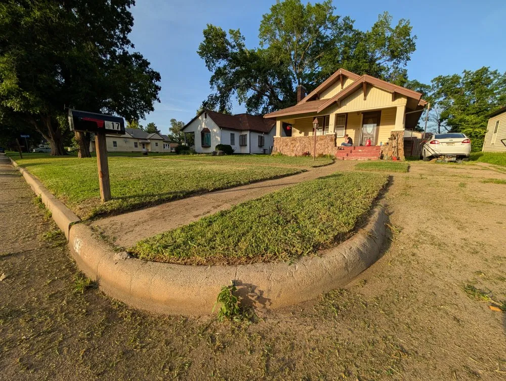 Custom outdoor landscaping in Wichita, KS - Grassasin Landscaping