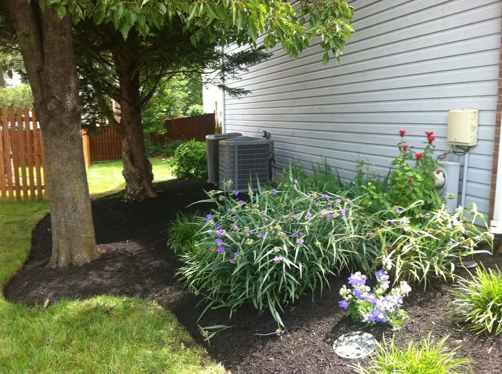 Local garden landscaping for beautiful yards in Crownsville, MD by Grassbusters Landscaping