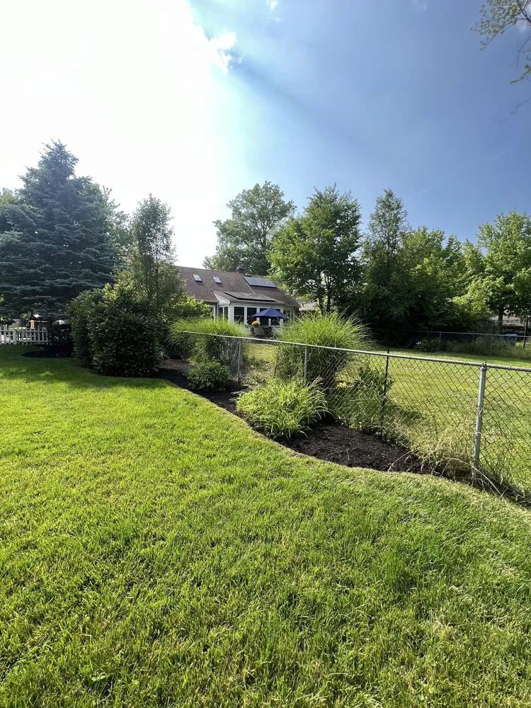 Professional residential landscaping experts serving Cleveland, OH - GrassCLE Landscaping Services